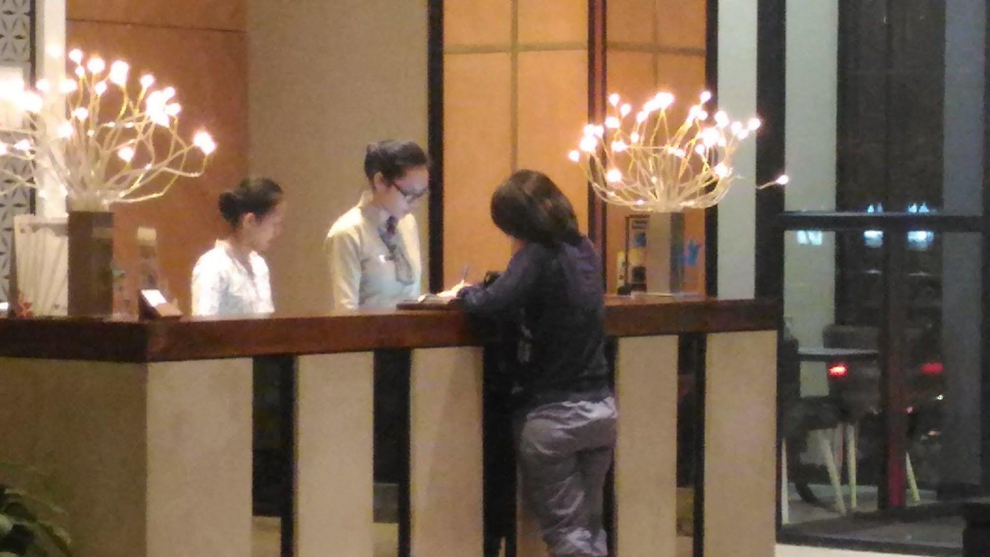 Grand Kangen Hotel Urip Sumoharjo Γιογκιακάρτα Εξωτερικό φωτογραφία